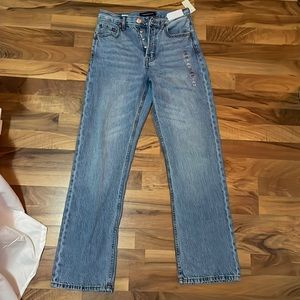 Aero 90’s Baggy Jeans